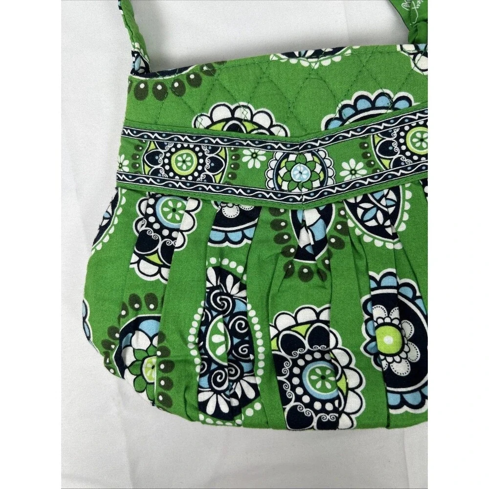 Vera Bradley Retired Hannah Handbag in Cupcakes Green Blue Pleated Small